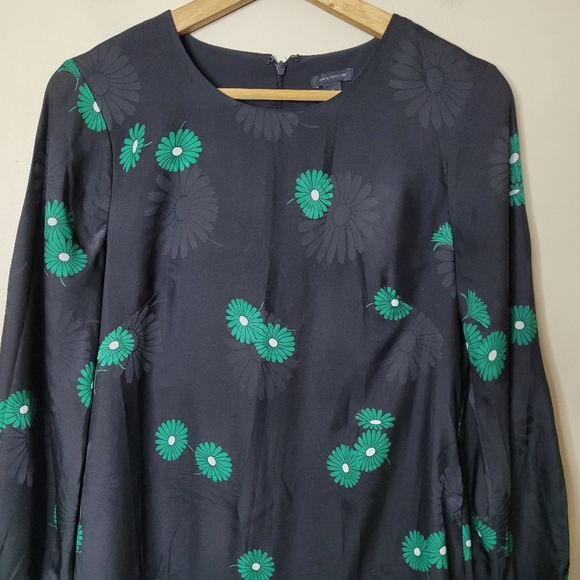 Ann Taylor Long Sleeve Floral Jacquard Shift Dress Size 0 - Picture 4 of 9